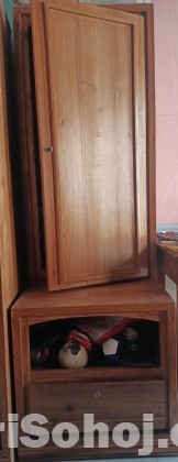 Dress table